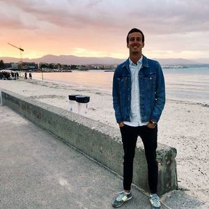 Meet your Posher, Steve